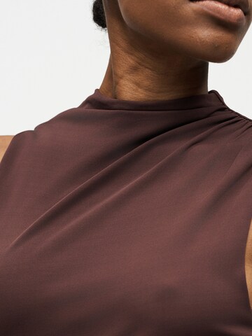 brūns BOSS Kleita 'Eylai'