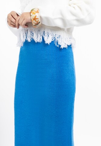 Gonna di IZIA in blu