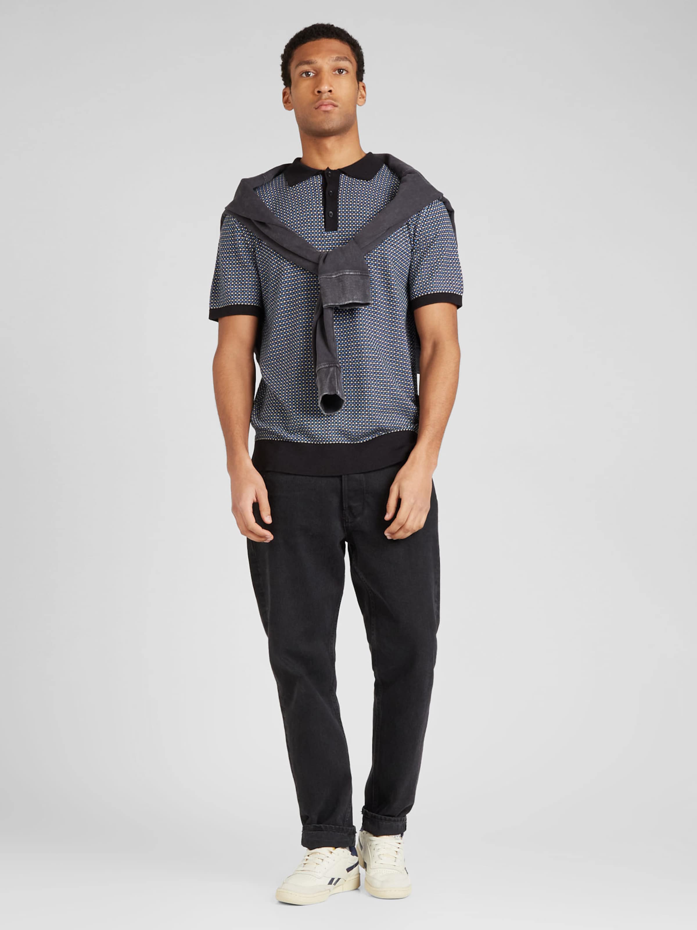 Hennes shirts sale
