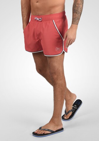 BLEND Board Shorts 'Balderian' in Red: front