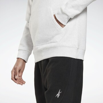 Reebok Sweatshirt 'Holiday' in Wit