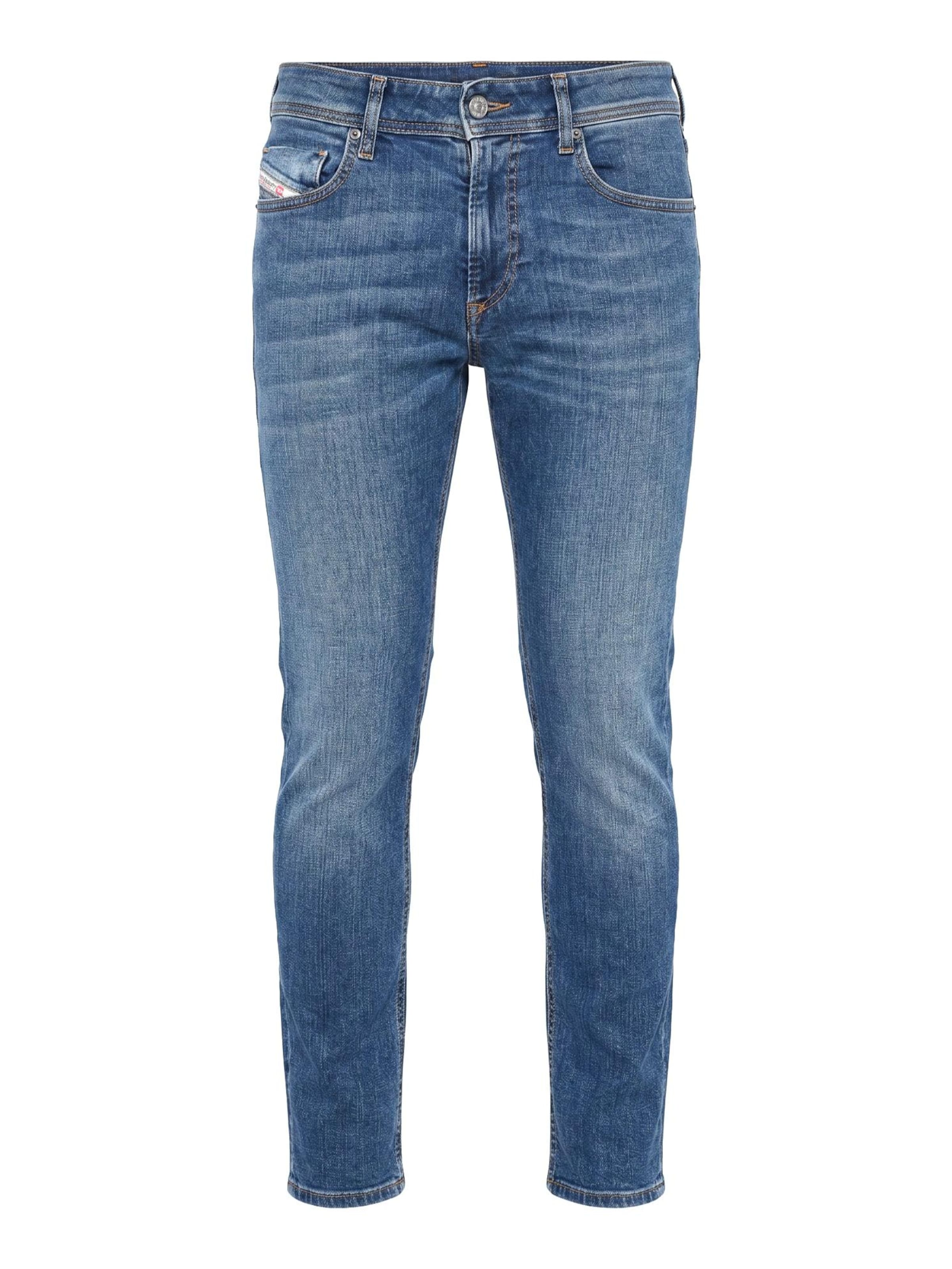 DIESEL Jean '1979 SLEENKER' en 30/30 en bleu denim, Vue avec produit