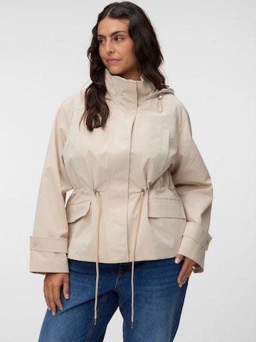 Giacca di mezza stagione di Vero Moda Curve in beige: frontale