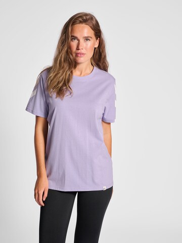 T-Shirt fonctionnel Hummel en violet : devant