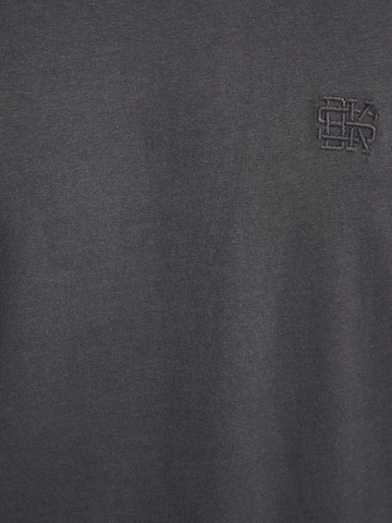 Bershka T-Shirt in Grau