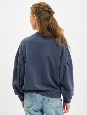 Sweat-shirt Just Rhyse en bleu