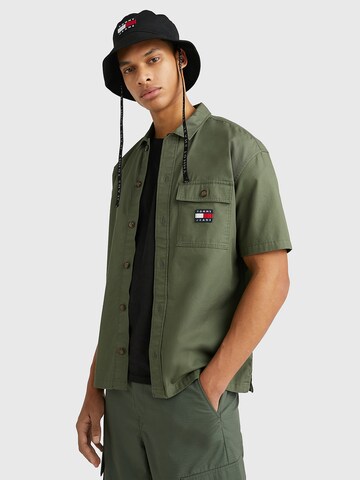 Coupe regular Chemise 'Classic' Tommy Jeans en vert : devant