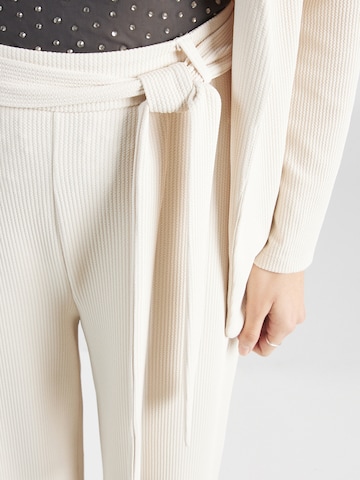 Regular Pantalon 'Rosa' ABOUT YOU en blanc