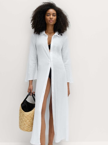 Abito camicia di Marks & Spencer in bianco: frontale