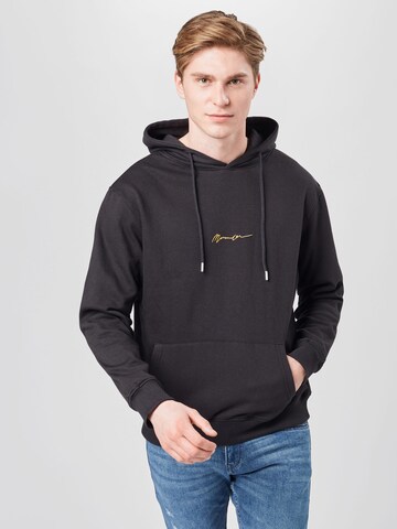 Mennace Sweatshirt in Zwart: voorkant