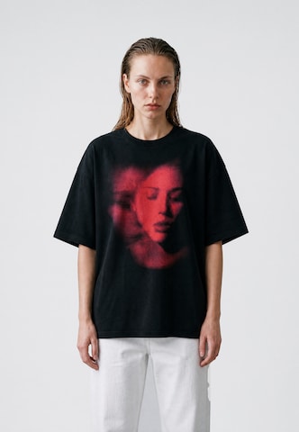 Vertere Berlin Shirt in Black: front