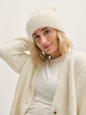 Tatiana Zidekova Beanie in White