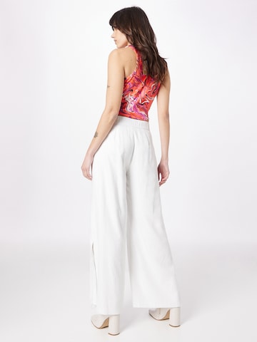 Abercrombie & Fitch Wide leg Trousers in White