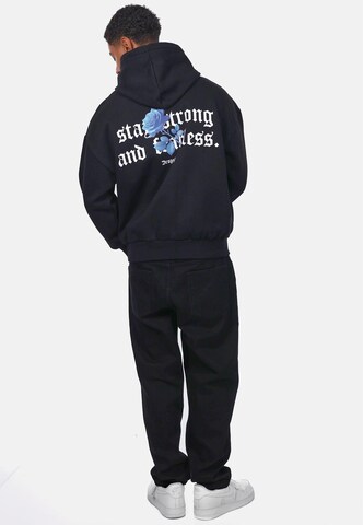 DropsizeSweater majica 'Stay Strong' - crna boja