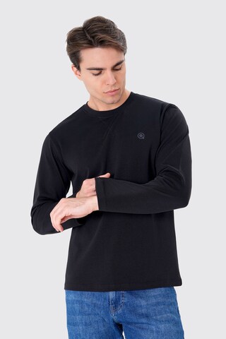 UNIQVIBE Shirt in Black