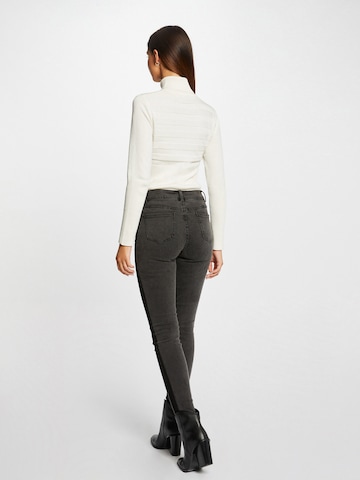 Morgan Skinny Jeans in Grau