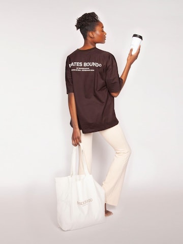 BAYSIDE BOUND Oversizeshirt‌‌‌‌‌‌‌‌‌‌ in Braun