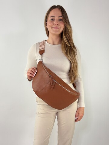 lePelou Gürteltasche 'VENEZIA' in Braun