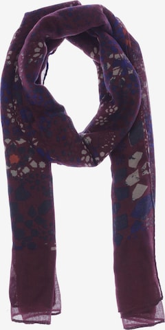 s.Oliver Scarf & Wrap in One size in Red: front