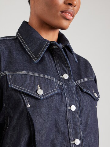 BOSS Демисезонная куртка в Синий