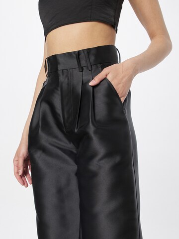 Warehouse Regular Trousers with creases in Black