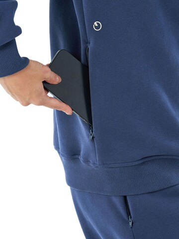 Organication Sweatshirt in Blue