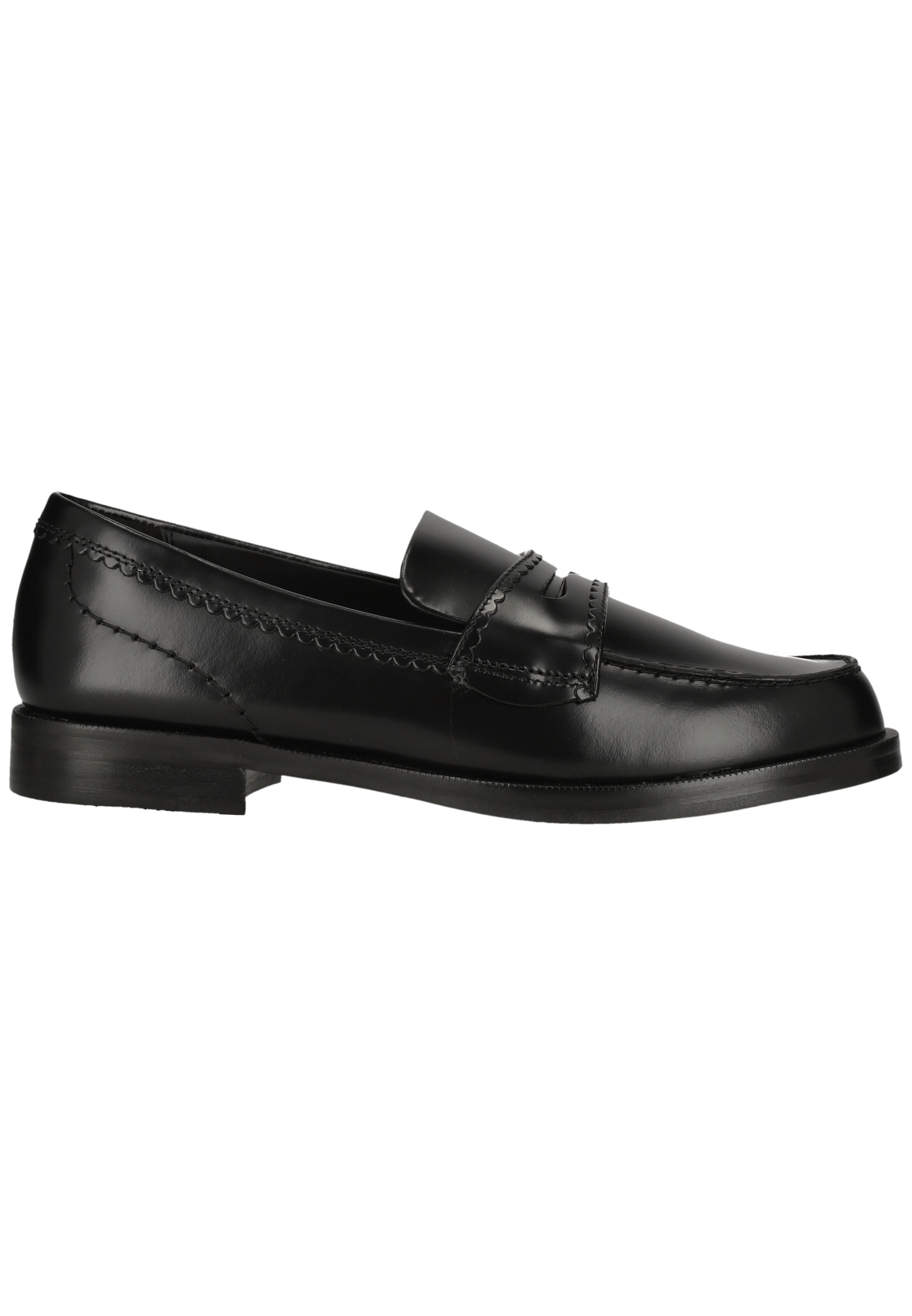 CLARKS Classic Flats 'Straven' in Black