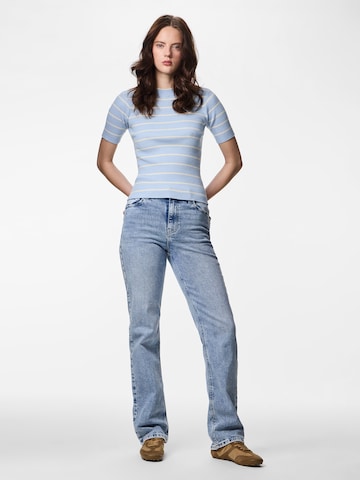 PIECESPulover - plava boja