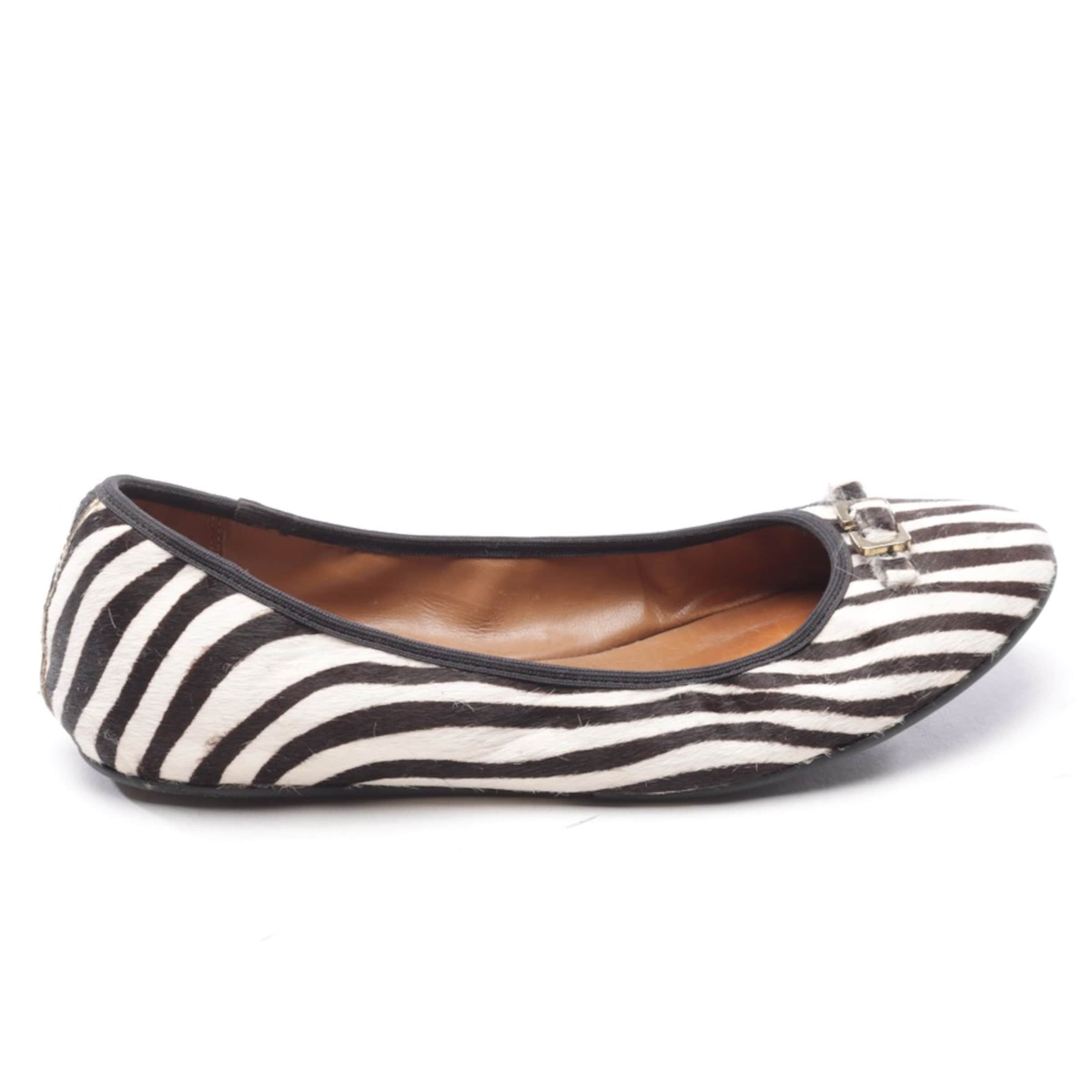 Diane von Furstenberg Flats & Loafers in 37 in Brown: front