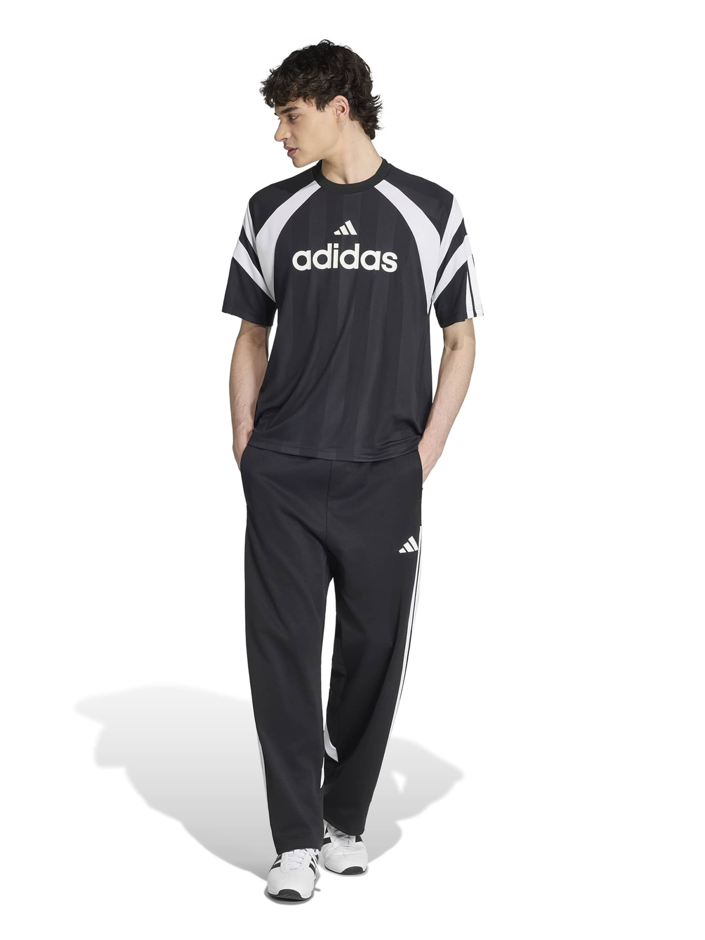 juoda ADIDAS SPORTSWEAR Sportiniai marškinėliai 'TIRO'