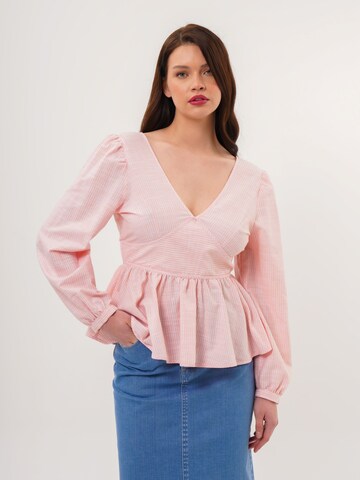 FRESHLIONS Bluse 'Brielle' in Pink: predná strana