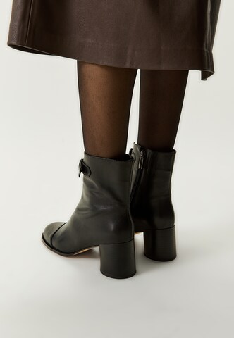 CESARE GASPARI Bootie in Black