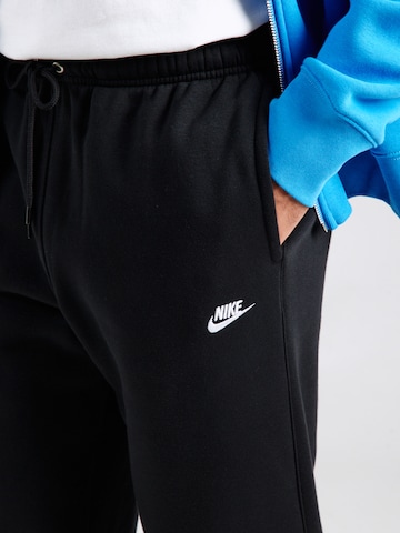 Nike Sportswearregular Hlače 'CLUB' - crna boja