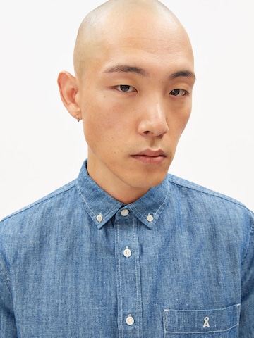 ARMEDANGELS Comfort fit Button Up Shirt in Blue