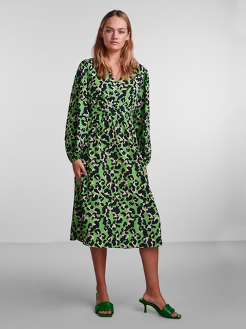 PIECES Shirt Dress 'Meline Darsy' in Green