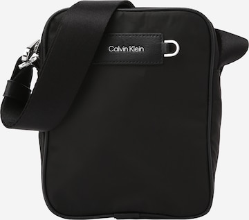 Sac à bandoulière Calvin Klein en noir : devant