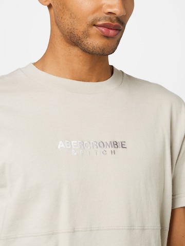 Abercrombie & Fitch Тениска в сиво