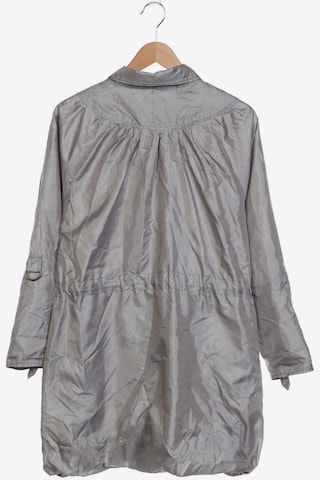 Helena Vera Jacket & Coat in M in Grey
