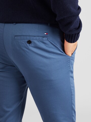 TOMMY HILFIGER Slim fit Chino trousers 'DENTON' in Blue
