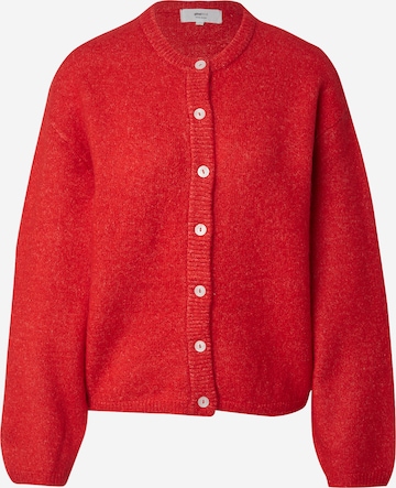 Geacă tricotată de la Gina Tricot pe roșu: față
