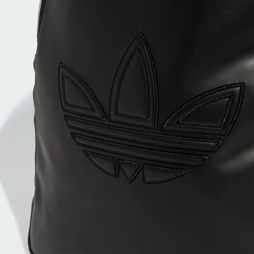 ADIDAS ORIGINALS - Mochila em preto