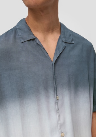 Coupe regular Chemise QS en gris
