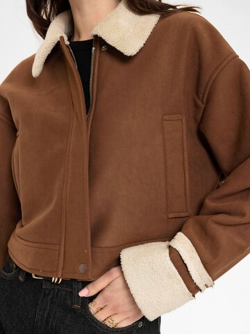 Veste mi-saison 'Anila' Antioch en marron