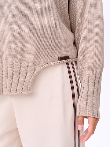 Blue Shadow Pullover‌‌‌‌‌‌‌‌‌ in Beige