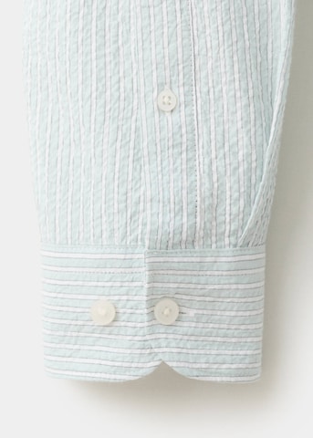 MANGO MAN Slim Fit Hemd 'Kissos' in Grün