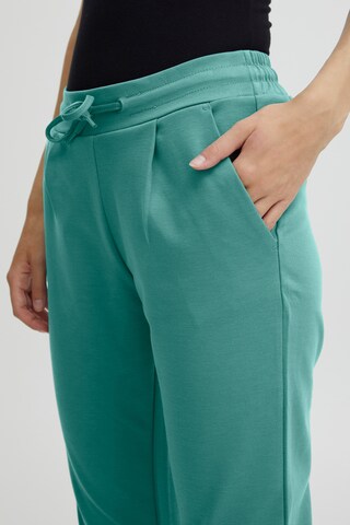 Coupe slim Pantalon 'Kate' ICHI en vert