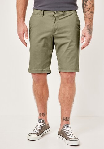 REDPOINT Slim fit Chino Pants in Green: front