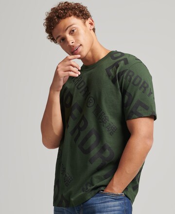 Tricou de la Superdry pe verde: față