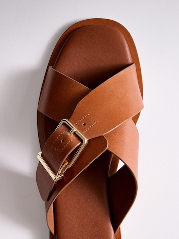 The Set Pantolette in Braun