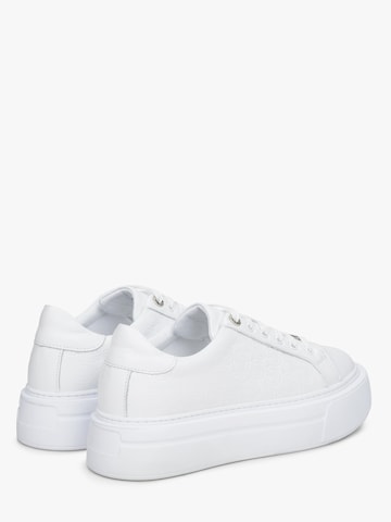Estro Låg sneaker '09-3202' i vit